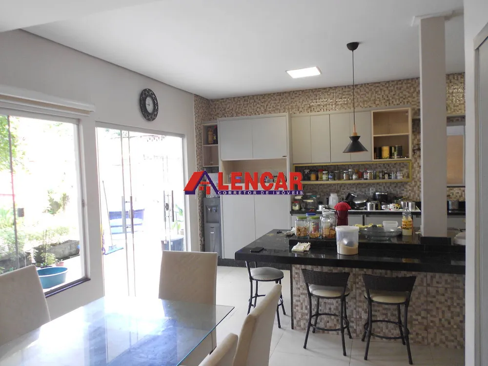 Casa, 5 quartos, 259 m² - Foto 8