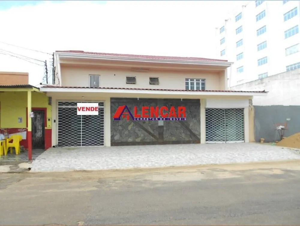 Casa, 10 quartos, 450 m² - Foto 1