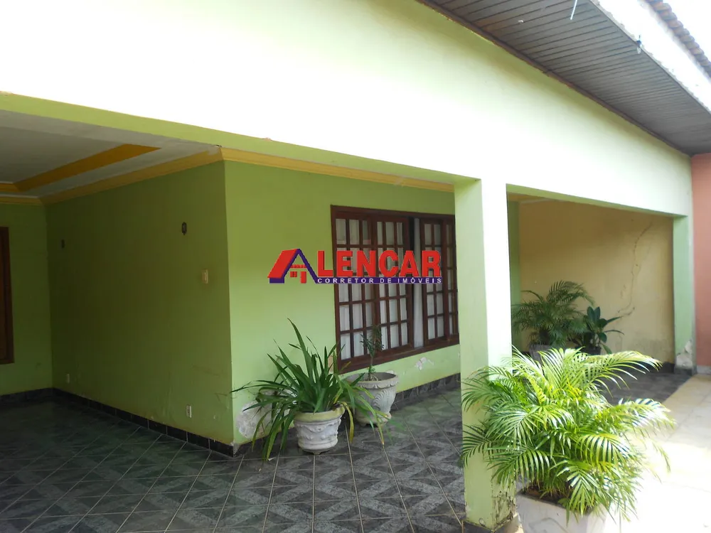 Casa, 4 quartos, 600 m² - Foto 1