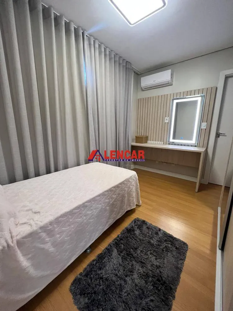 Apartamento, 3 quartos, 108 m² - Foto 2