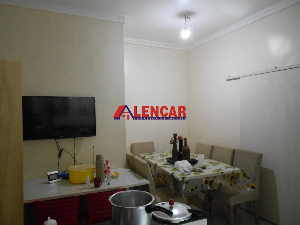Casa, 3 quartos, 250 m² - Foto 8