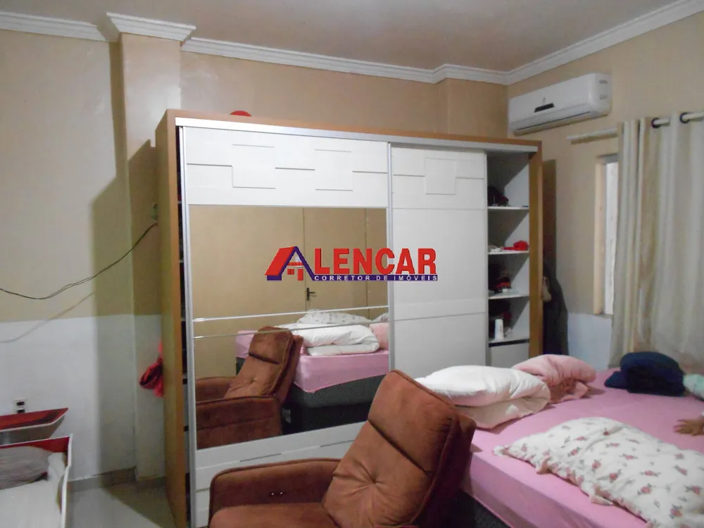 Casa, 3 quartos, 250 m² - Foto 6