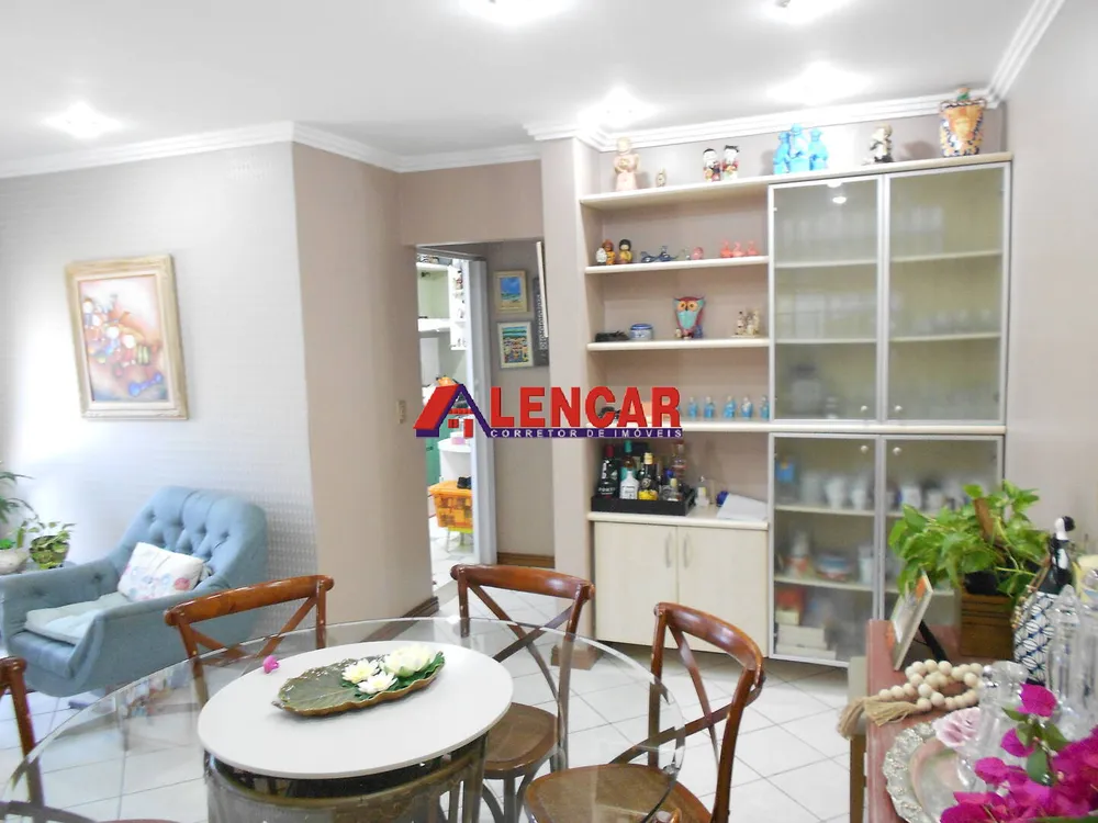Casa, 3 quartos, 1360 m² - Foto 4