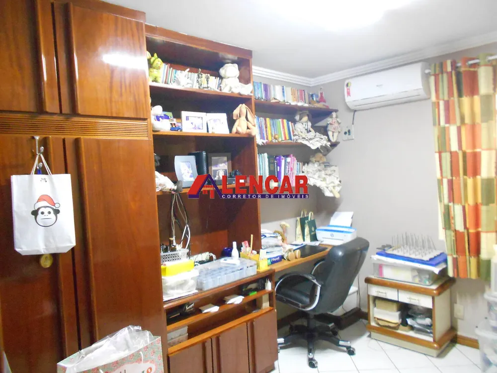Casa, 3 quartos, 1360 m² - Foto 5