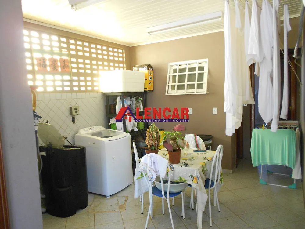 Casa, 3 quartos, 1360 m² - Foto 11