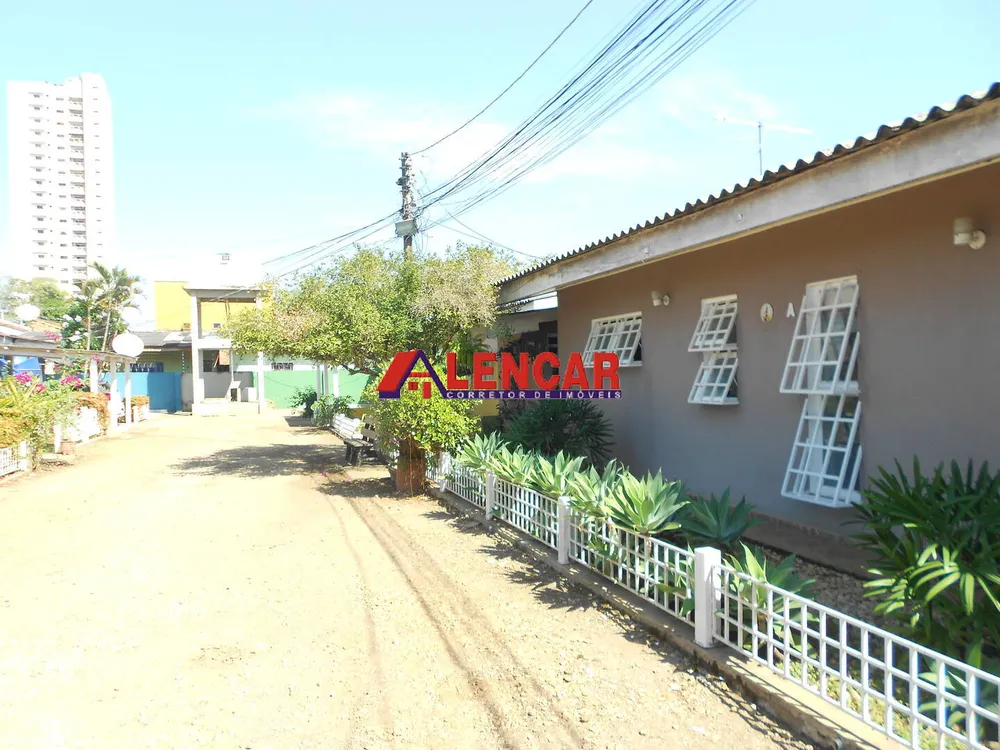 Casa, 3 quartos, 1360 m² - Foto 13