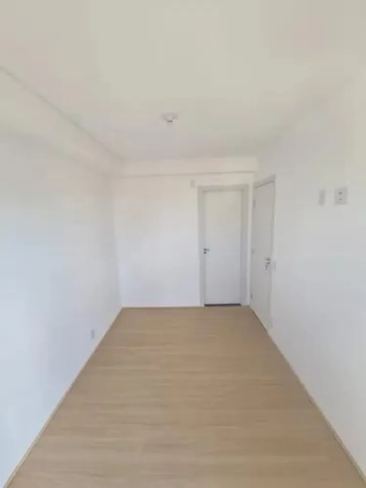 Apartamento, 1 quarto, 27 m² - Foto 2