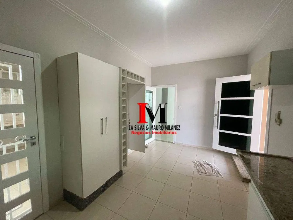 Casa, 3 quartos, 280 m² - Foto 3