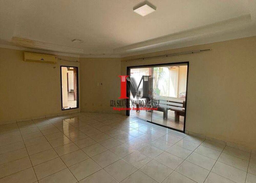 Casa de Condomínio para alugar com 5 quartos, 400m² - Foto 4