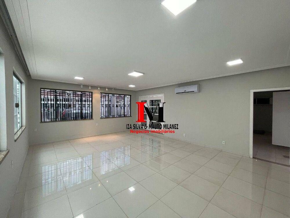 Casa para alugar com 3 quartos, 280m² - Foto 1