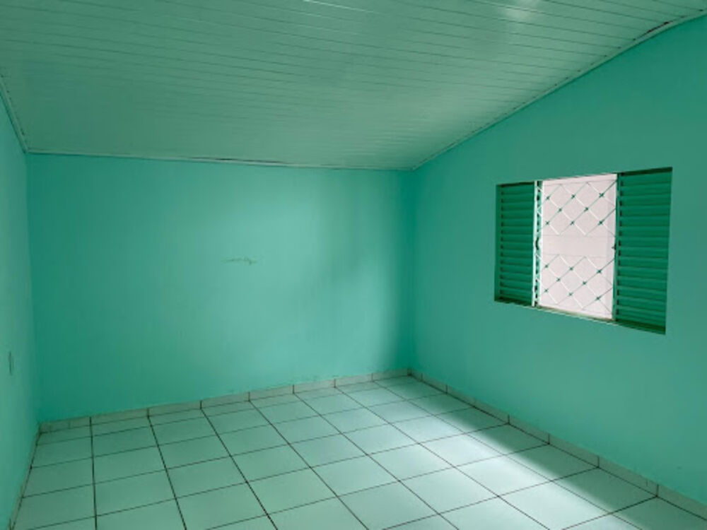 Casa para alugar com 3 quartos, 100m² - Foto 2