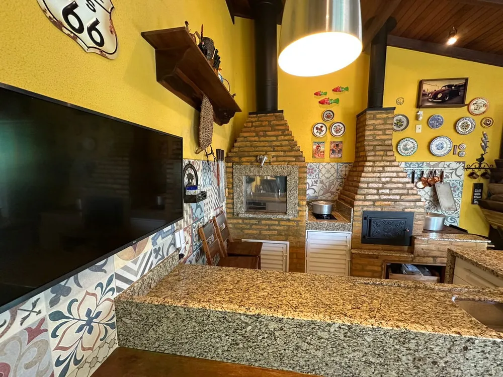 Casa, 3 quartos, 180 m² - Foto 1