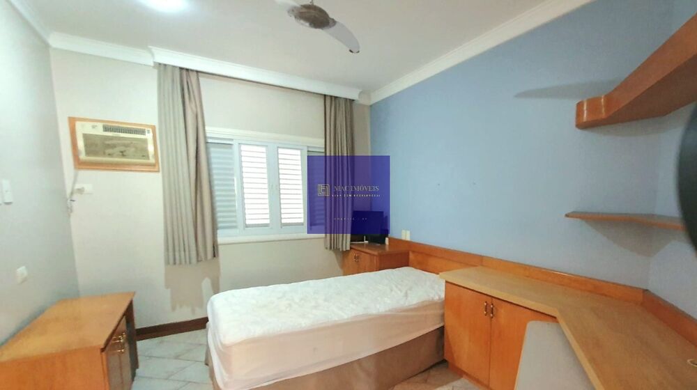 Casa, 4 quartos, 200 m² - Foto 15
