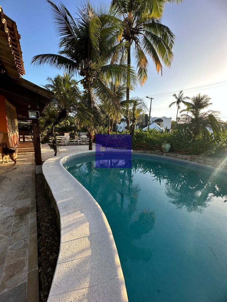 Casa, 7 quartos, 630 m² - Foto 1