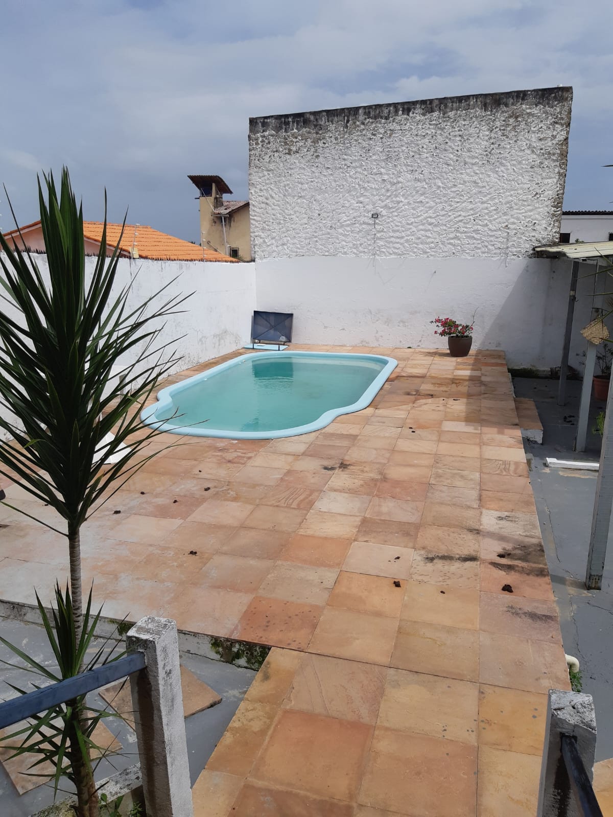 Casa à venda e aluguel com 3 quartos, 260m² - Foto 2