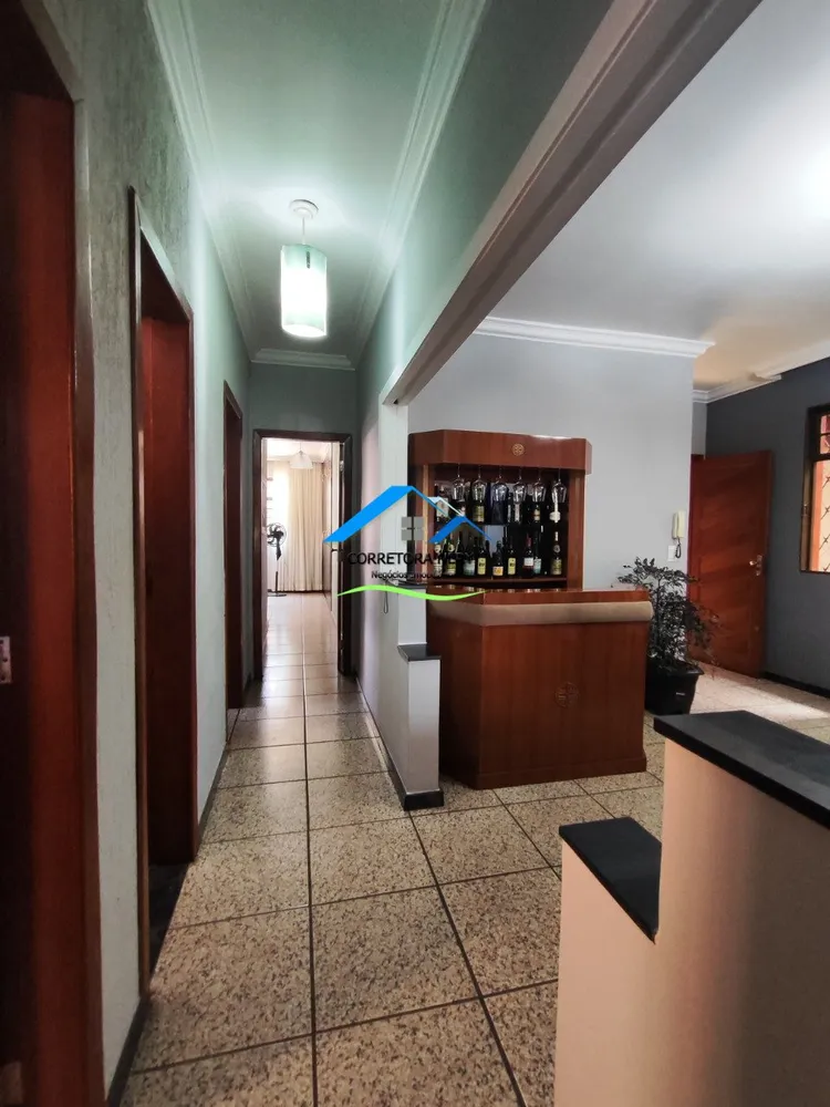 Casa, 4 quartos, 314 m² - Foto 3
