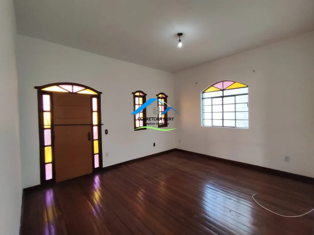 Casa, 4 quartos - Foto 1