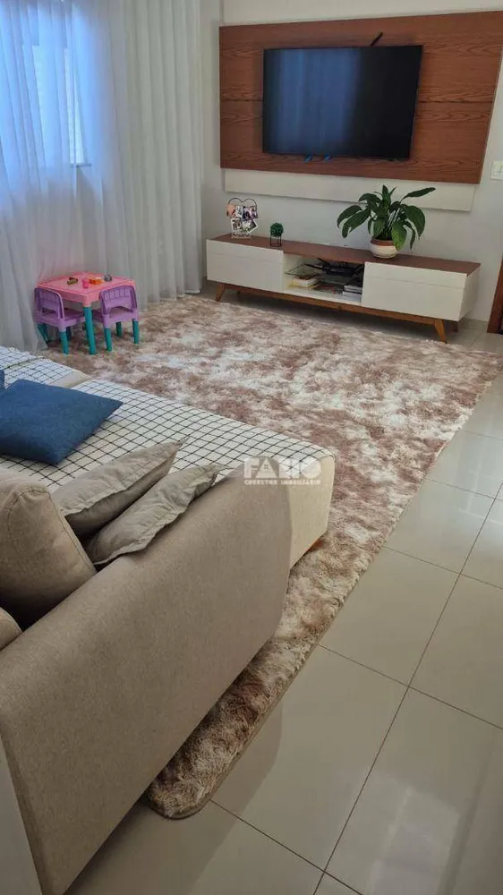 Casa, 3 quartos, 160 m² - Foto 2