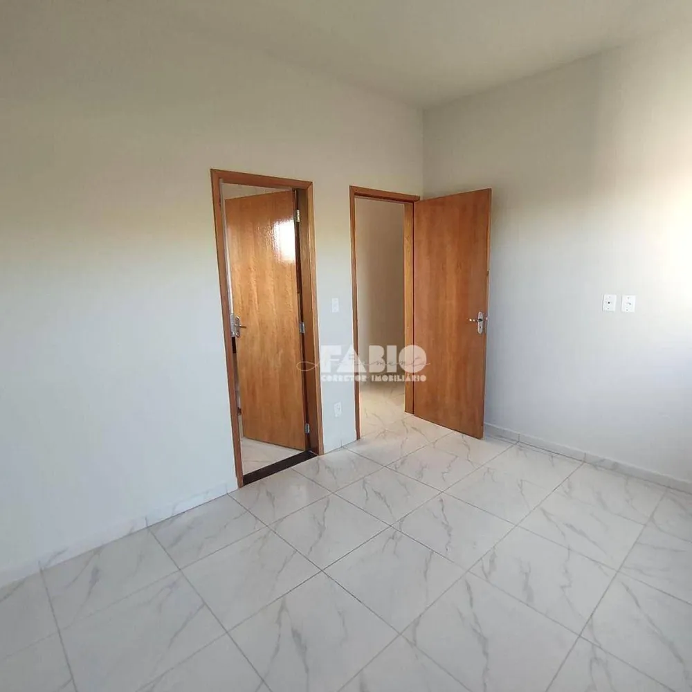 Casa, 2 quartos, 102 m² - Foto 1