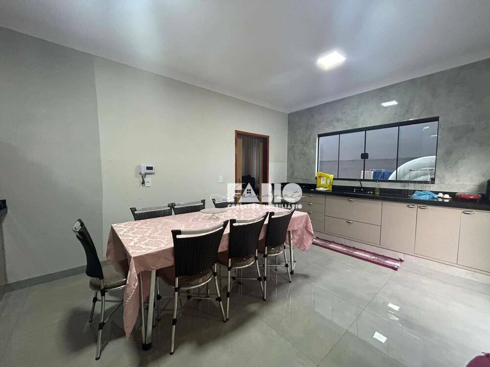 Casa, 2 quartos, 150 m² - Foto 3