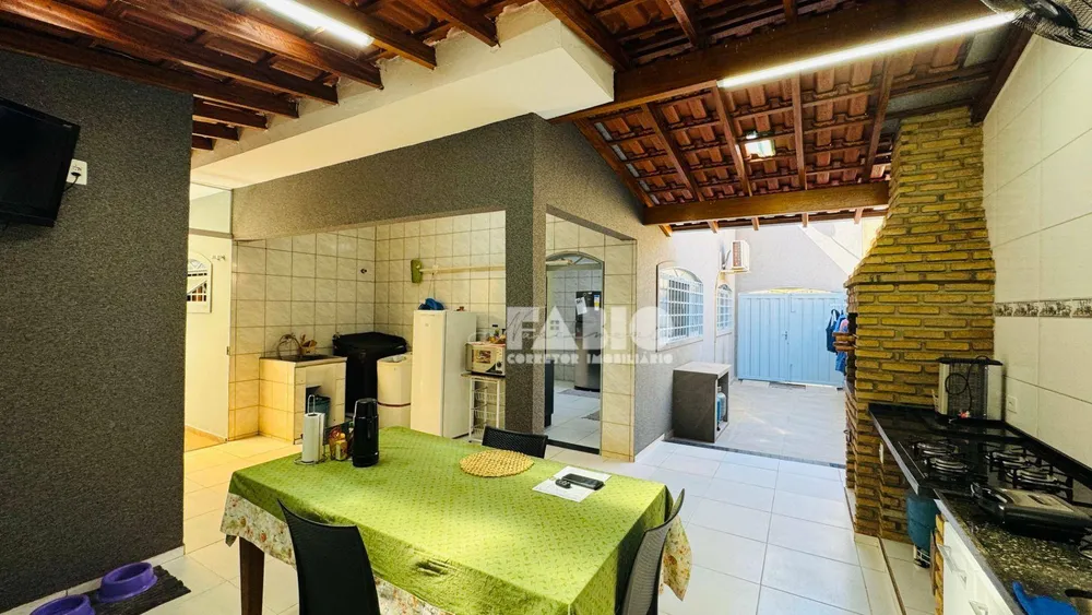 Casa, 3 quartos, 169 m² - Foto 13