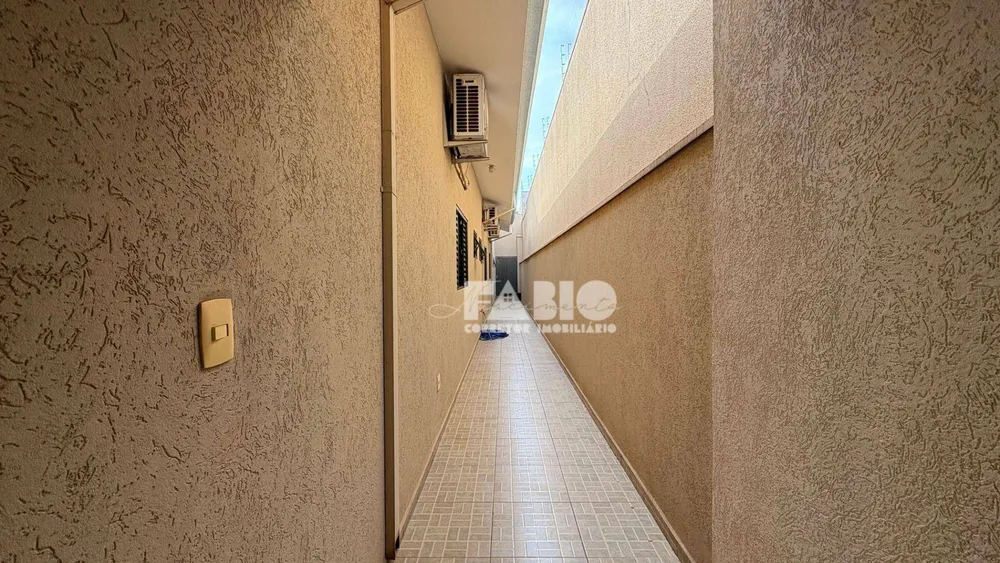 Casa, 5 quartos, 330 m² - Foto 10