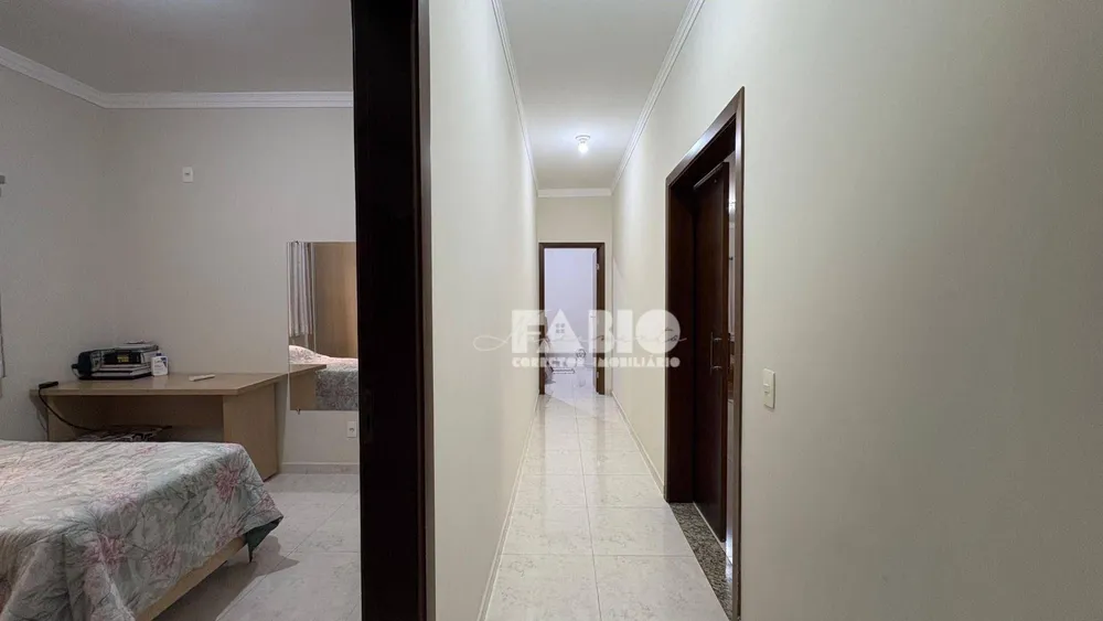 Casa, 5 quartos, 330 m² - Foto 15