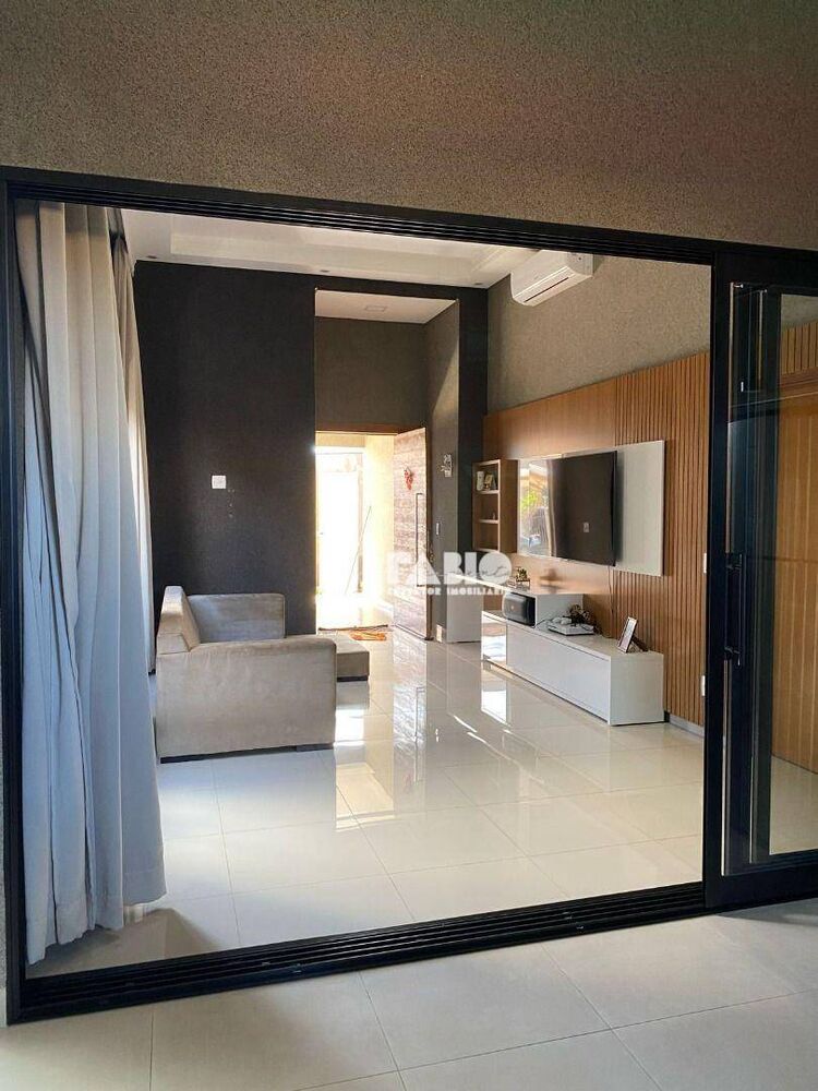 Casa, 3 quartos, 200 m² - Foto 9