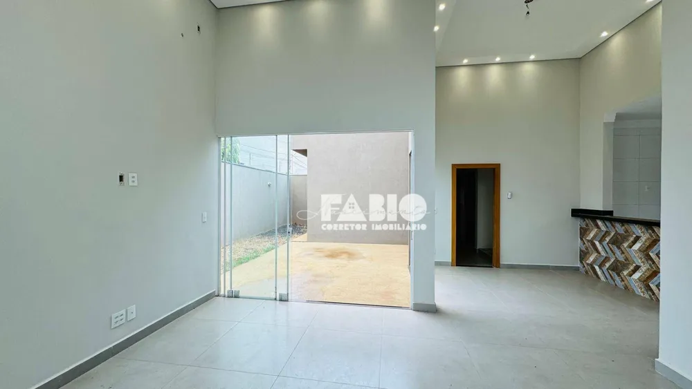 Casa, 3 quartos, 118 m² - Foto 4