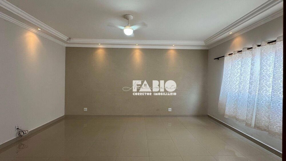 Casa, 3 quartos, 166 m² - Foto 4