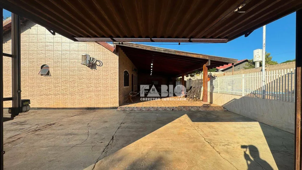 Chácara, 3 quartos, 500 m² - Foto 6