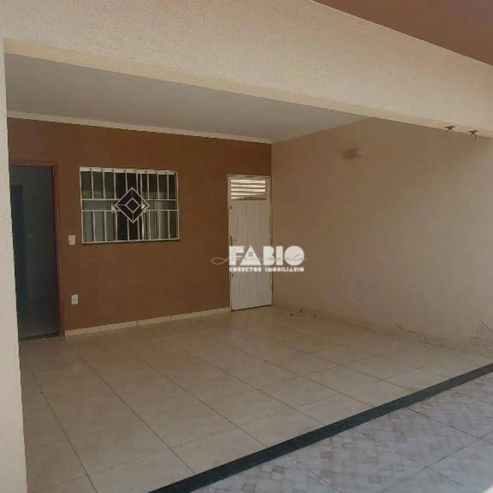 Casa, 3 quartos, 101 m² - Foto 2