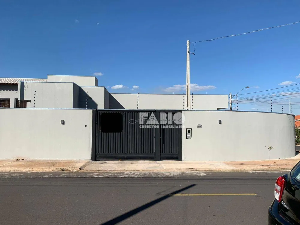 Casa, 2 quartos, 80 m² - Foto 1