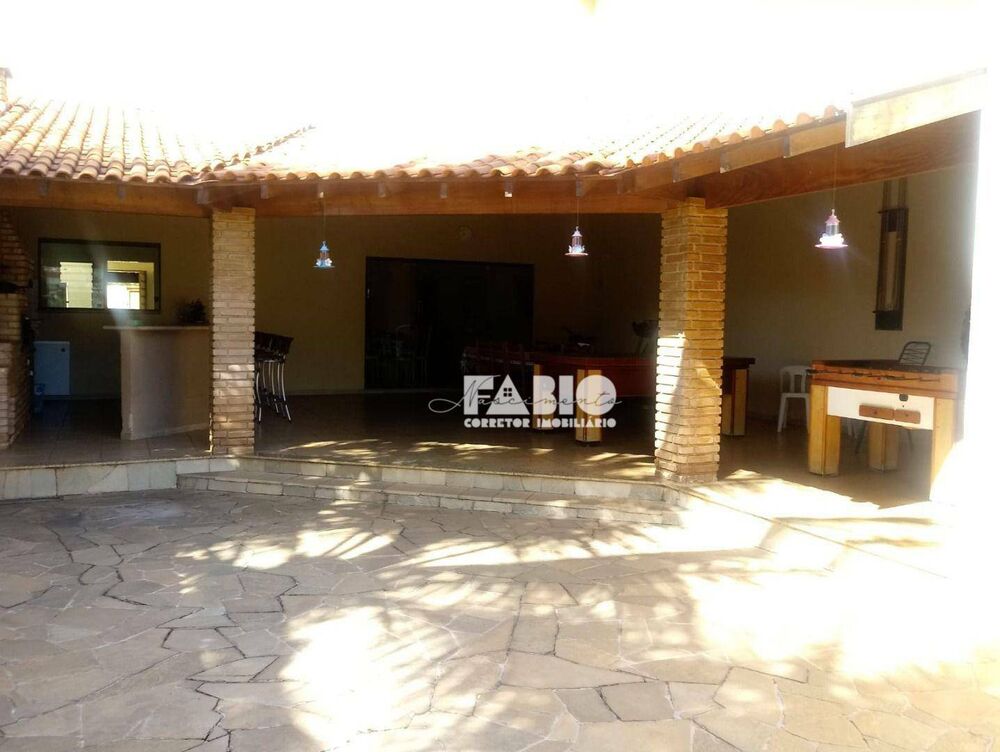 Chácara à venda com 3 quartos, 1000M2 - Foto 2