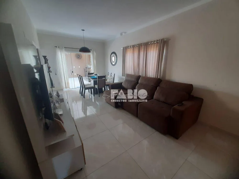 Casa, 3 quartos, 126 m² - Foto 3