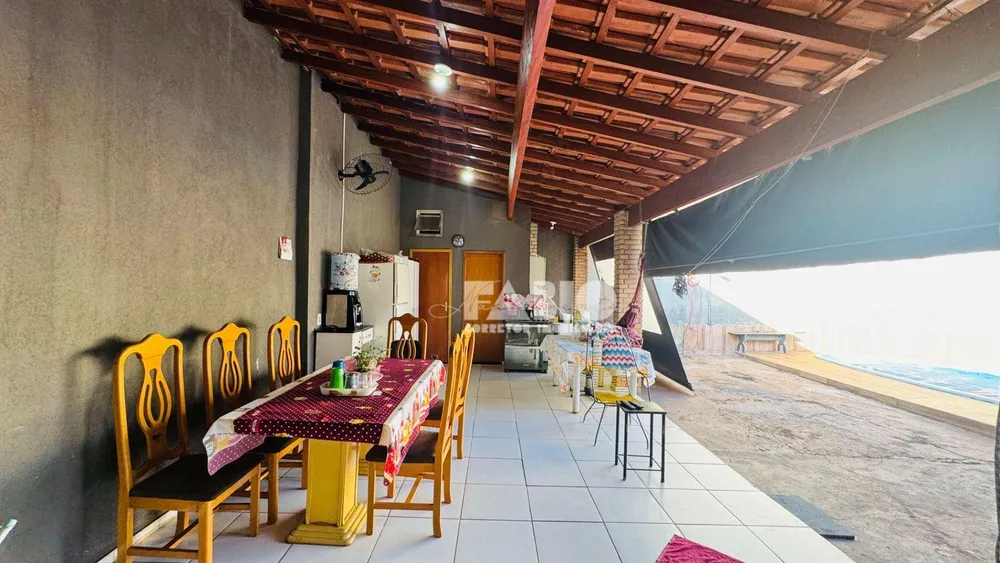 Casa, 3 quartos, 250 m² - Foto 9