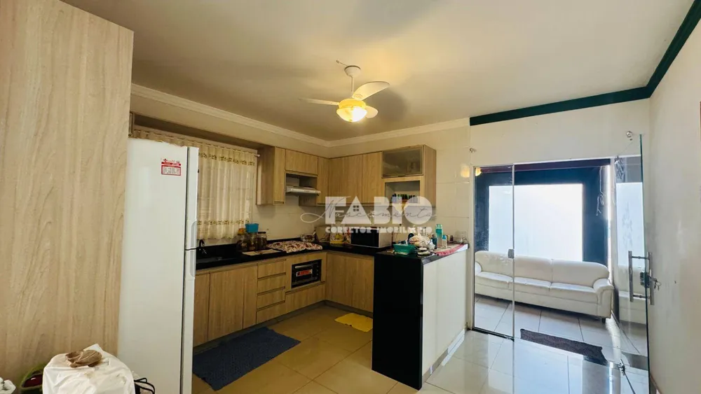 Casa, 3 quartos, 250 m² - Foto 5