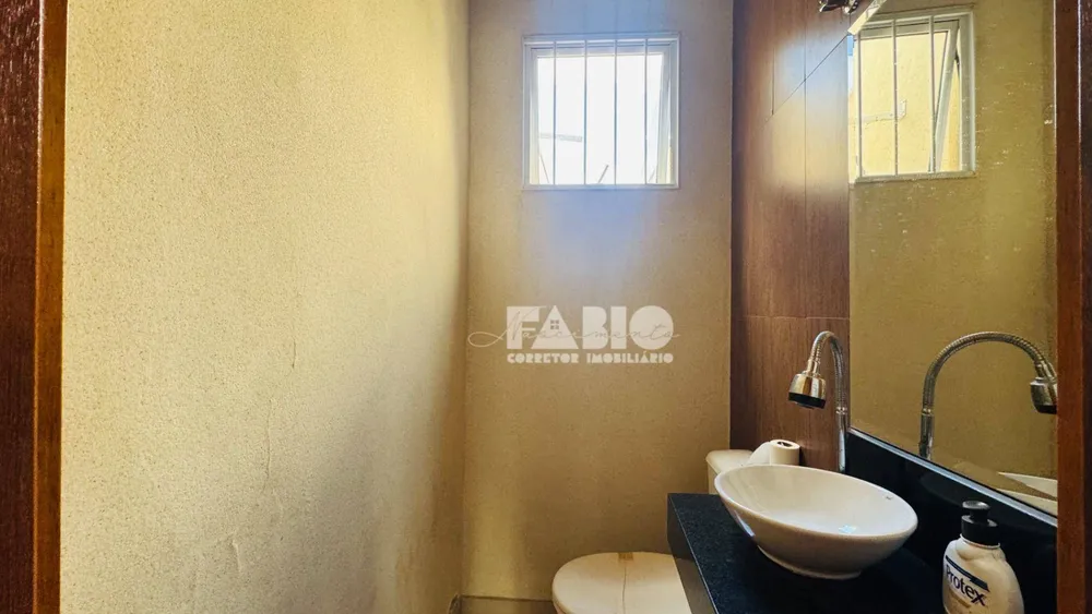 Casa, 3 quartos, 250 m² - Foto 2