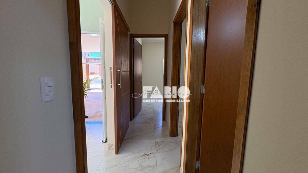Casa à venda com 3 quartos, 92m² - Foto 5
