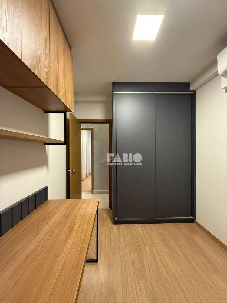 Apartamento, 3 quartos, 80 m² - Foto 2