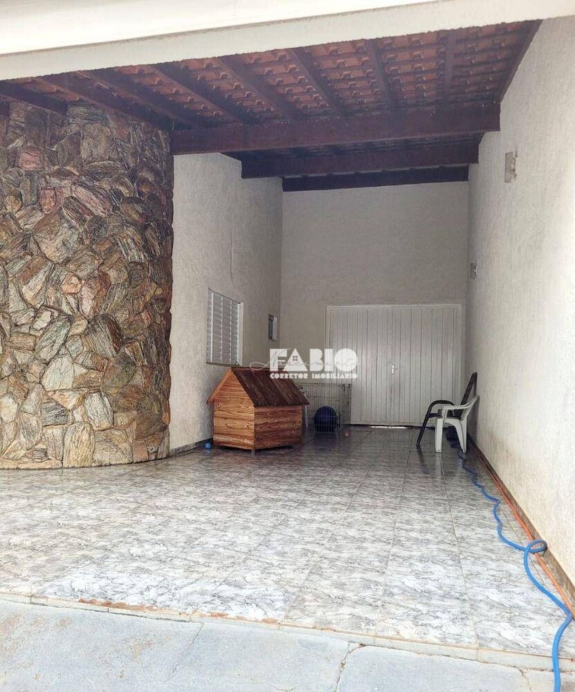 Casa, 3 quartos, 250 m² - Foto 2
