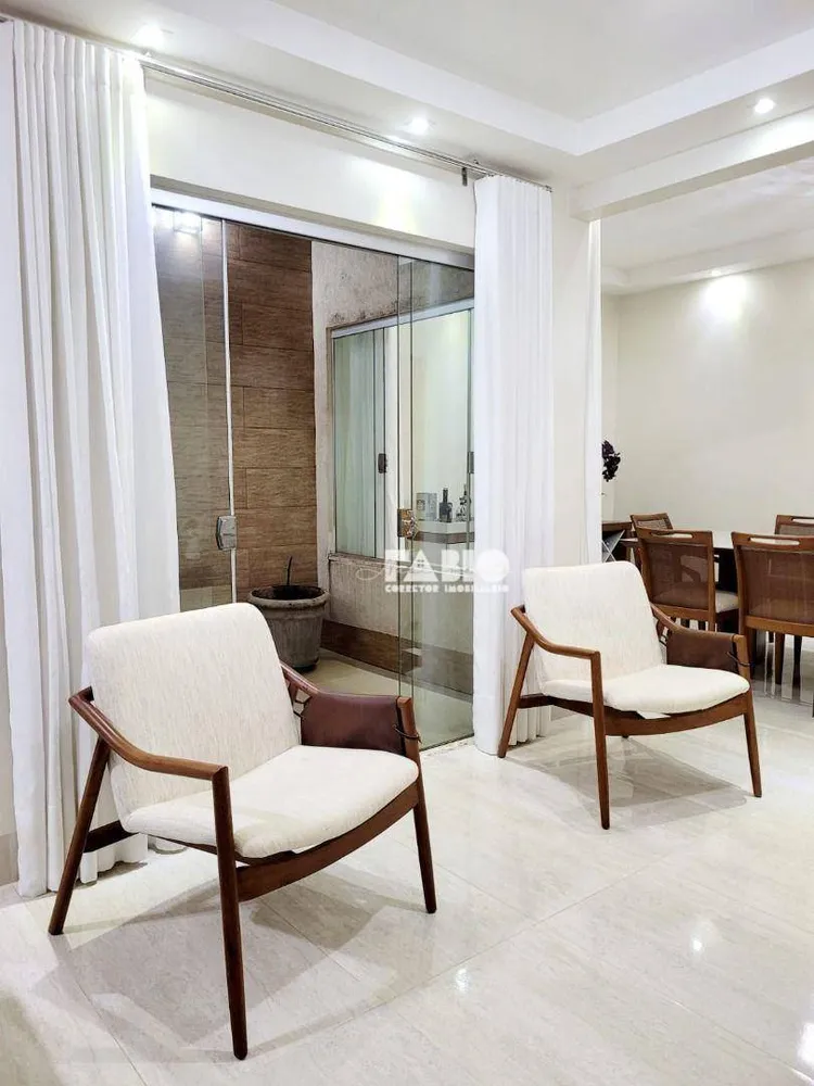 Casa, 3 quartos, 250 m² - Foto 6