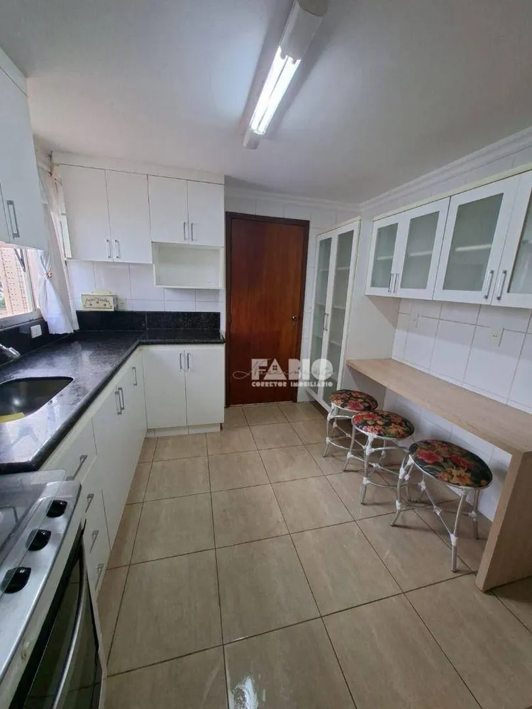 Apartamento, 3 quartos, 115 m² - Foto 2