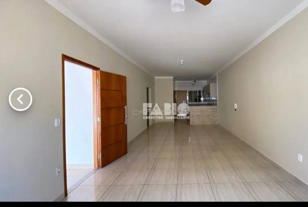 Casa, 3 quartos, 160 m² - Foto 2
