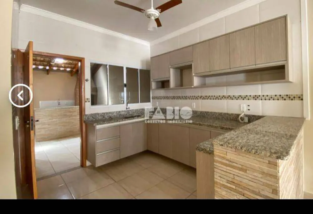 Casa, 3 quartos, 160 m² - Foto 1