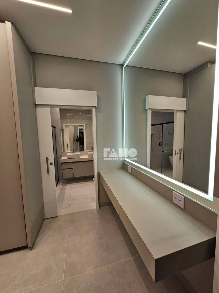 Sobrado, 3 quartos, 320 m² - Foto 4