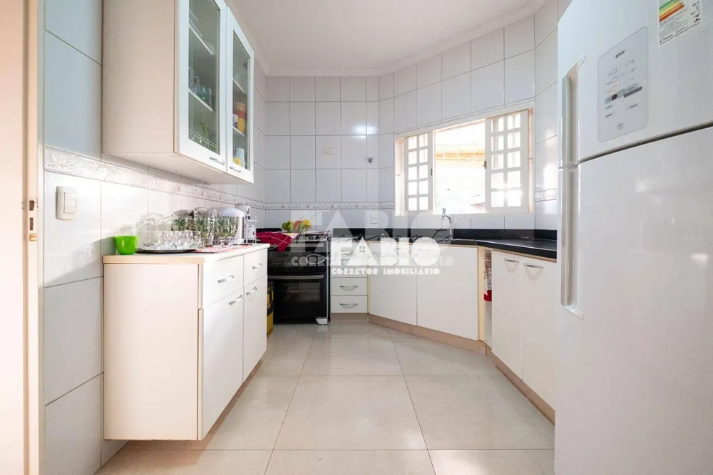 Casa, 4 quartos, 220 m² - Foto 16