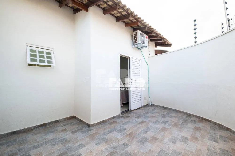 Casa, 4 quartos, 220 m² - Foto 13