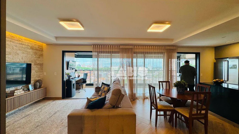 Apartamento, 3 quartos, 141 m² - Foto 1