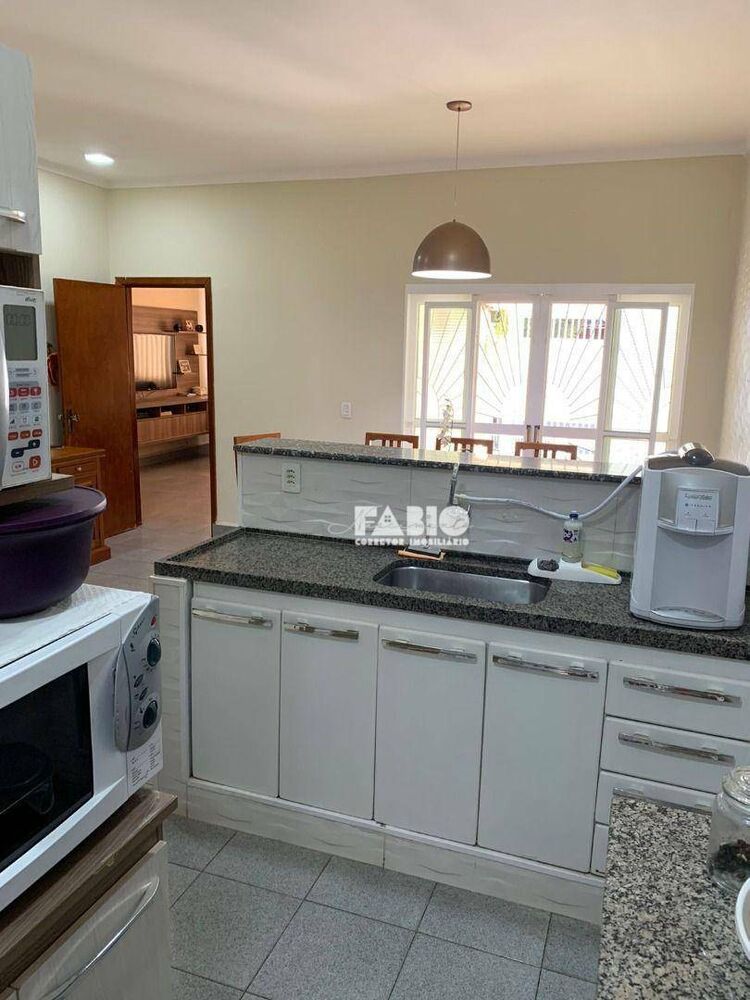 Casa, 3 quartos, 180 m² - Foto 3